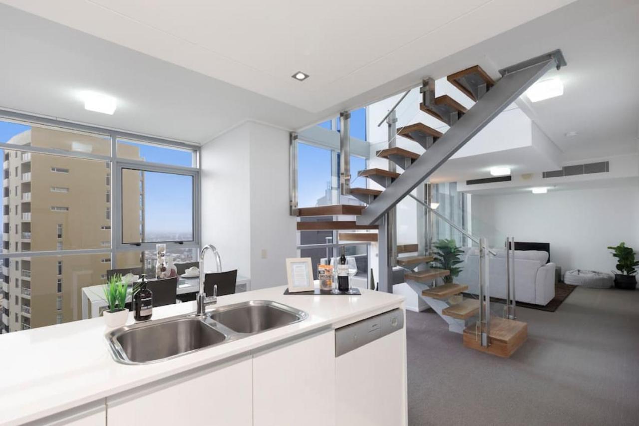 Sk1 - 2 Level 2 Bedroom Skyline Skyhome Brisbane Exterior photo