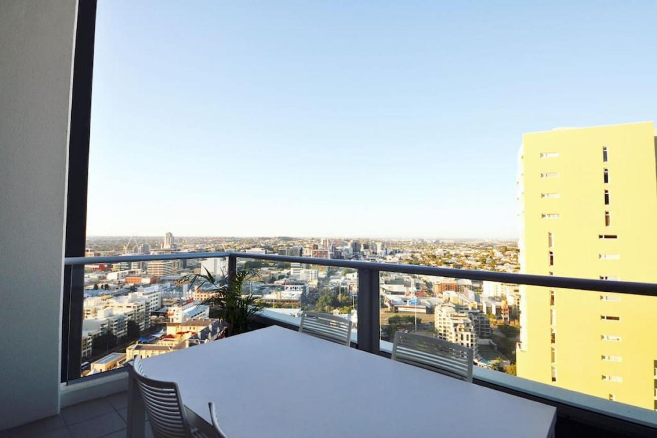 Sk1 - 2 Level 2 Bedroom Skyline Skyhome Brisbane Exterior photo